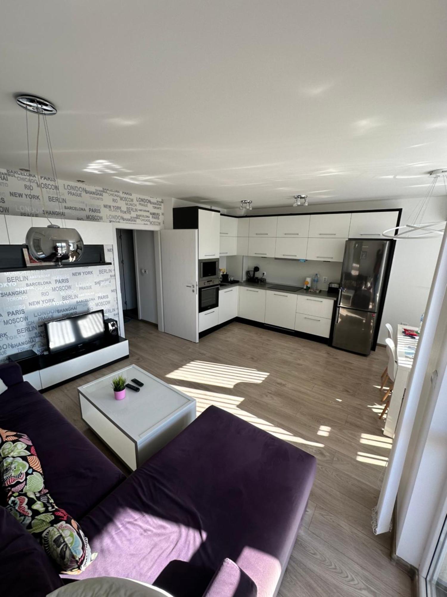 Briz Apartment; 2 Bdr; 6 Guests; Private Parking ヴァルナ エクステリア 写真