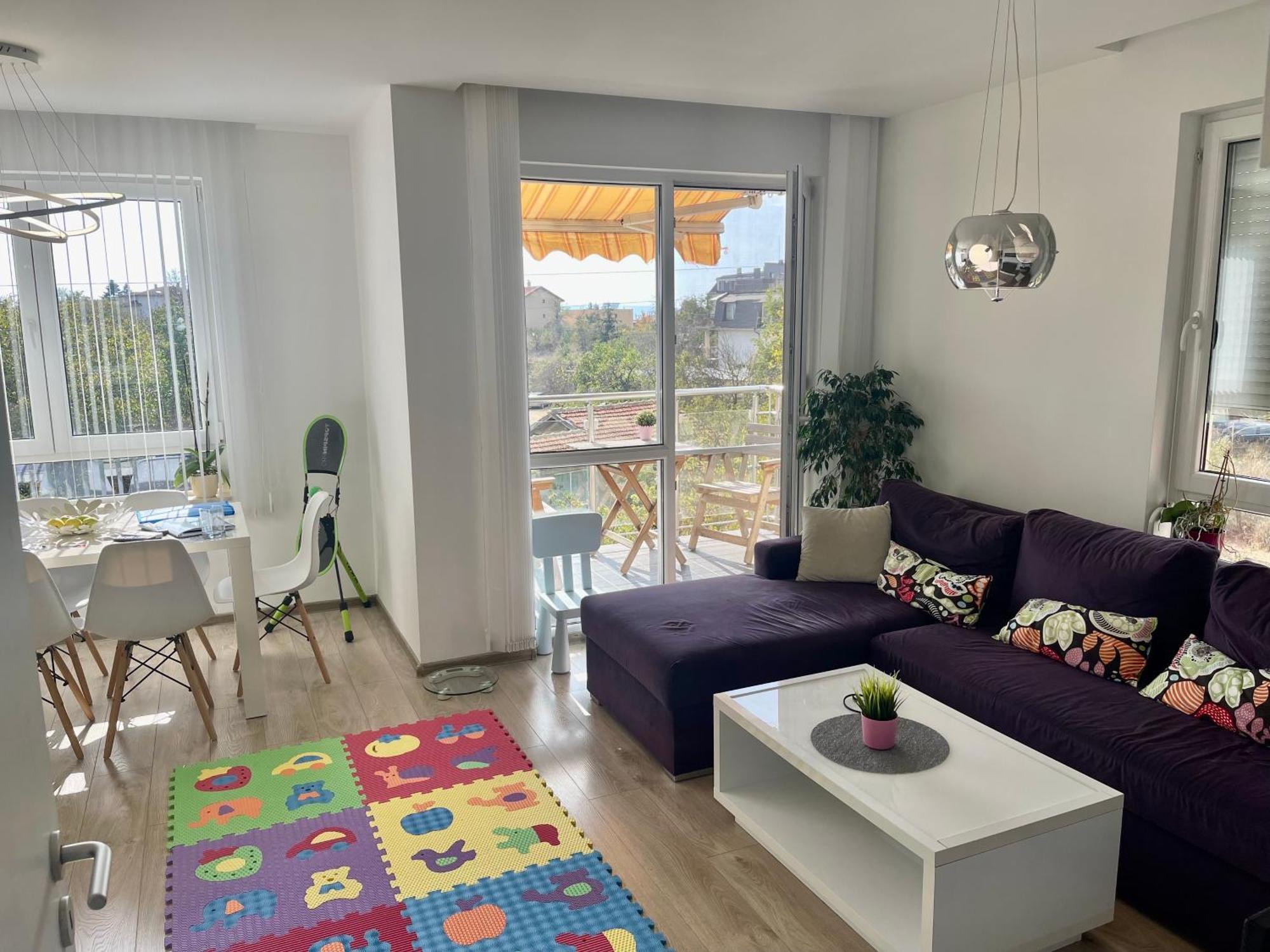 Briz Apartment; 2 Bdr; 6 Guests; Private Parking ヴァルナ エクステリア 写真