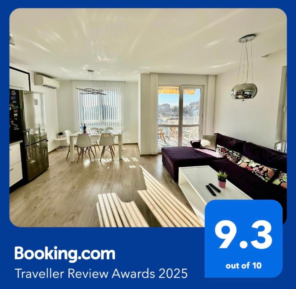 Briz Apartment; 2 Bdr; 6 Guests; Private Parking ヴァルナ エクステリア 写真